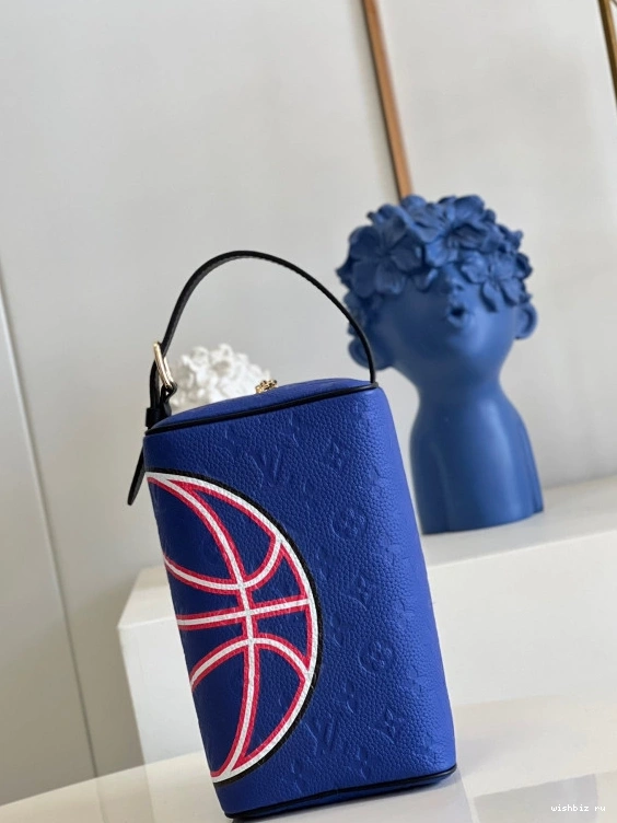 WIS VUITTON KIT LOUIS DOPP 1214